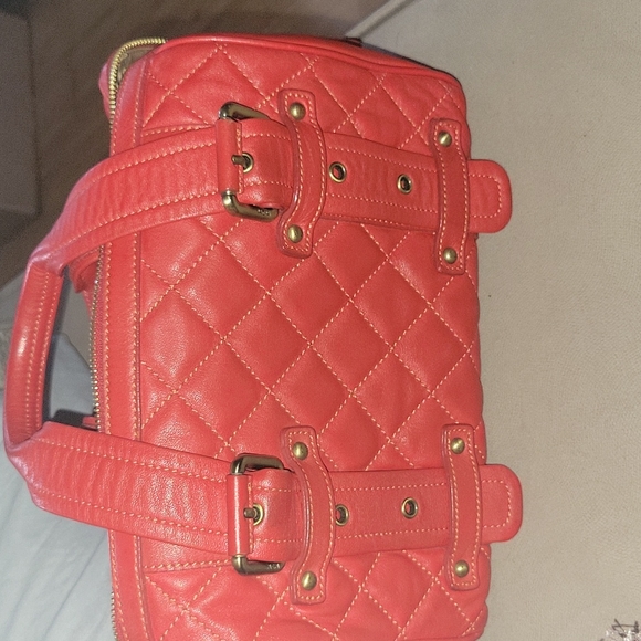 RED MCM SATCHEL - Picture 6 of 8